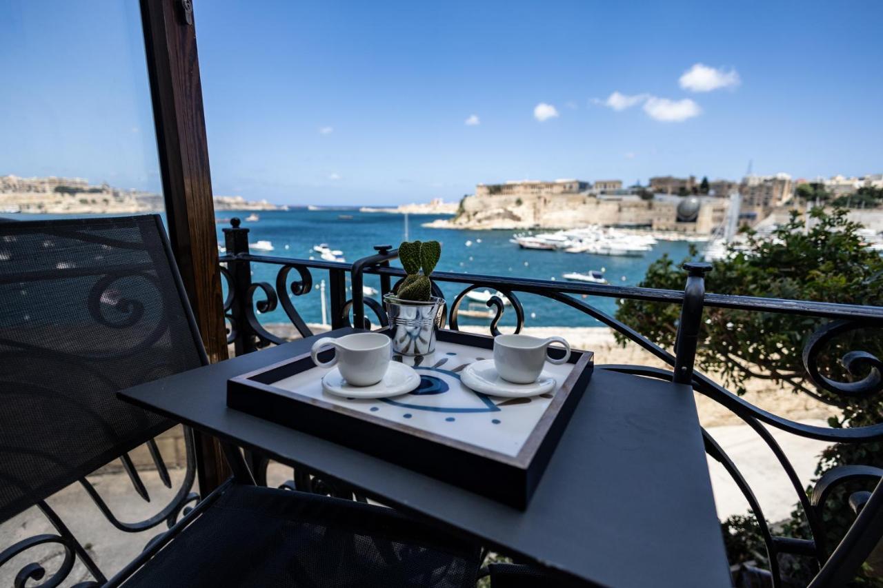 Blue Eye - Waterfront Home In A Scenic Location Birgu Exteriér fotografie